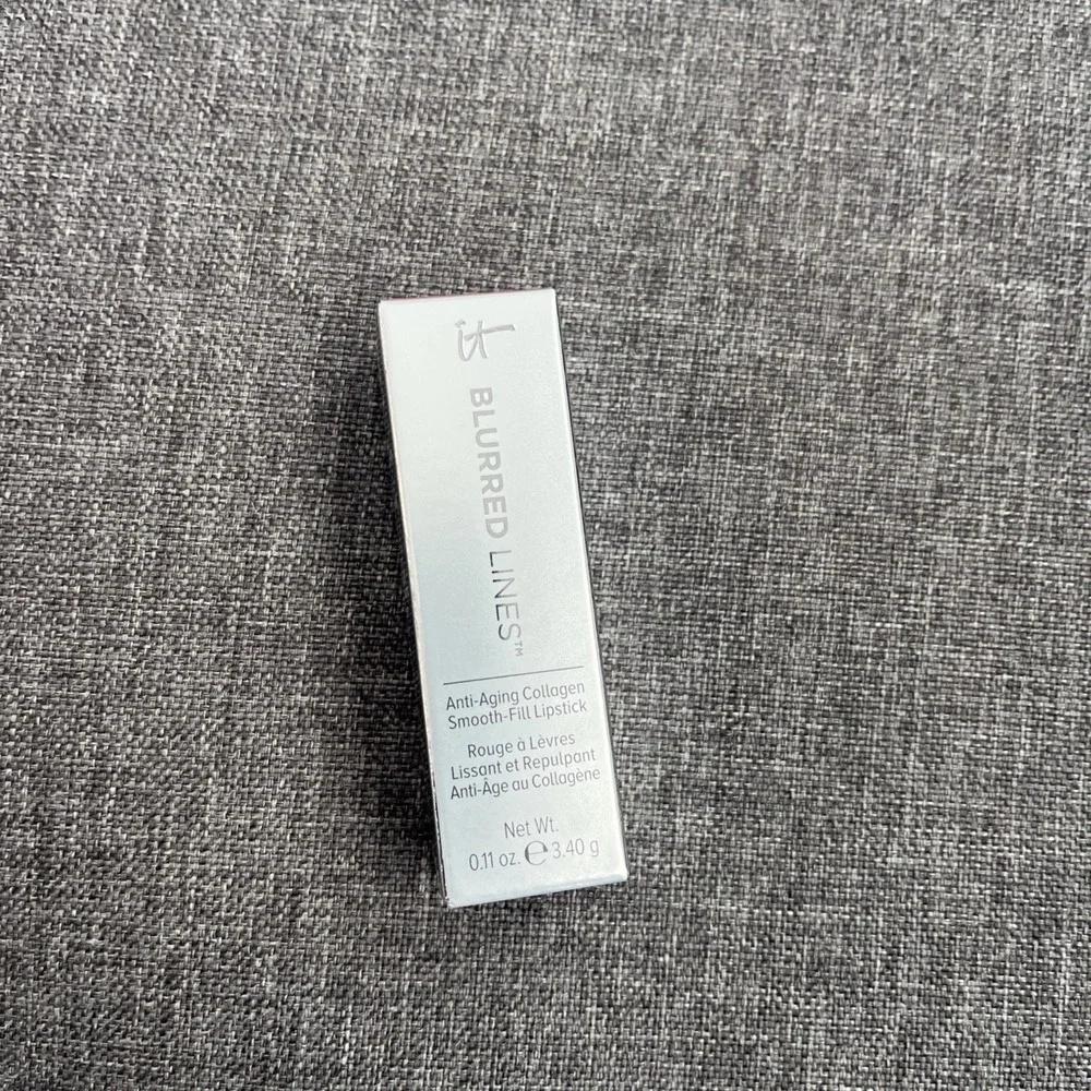 IT Cosmetics Blurred Lines Smooth-Fill Lipstick **LOVE** Brand New 3.4g/0.11oz